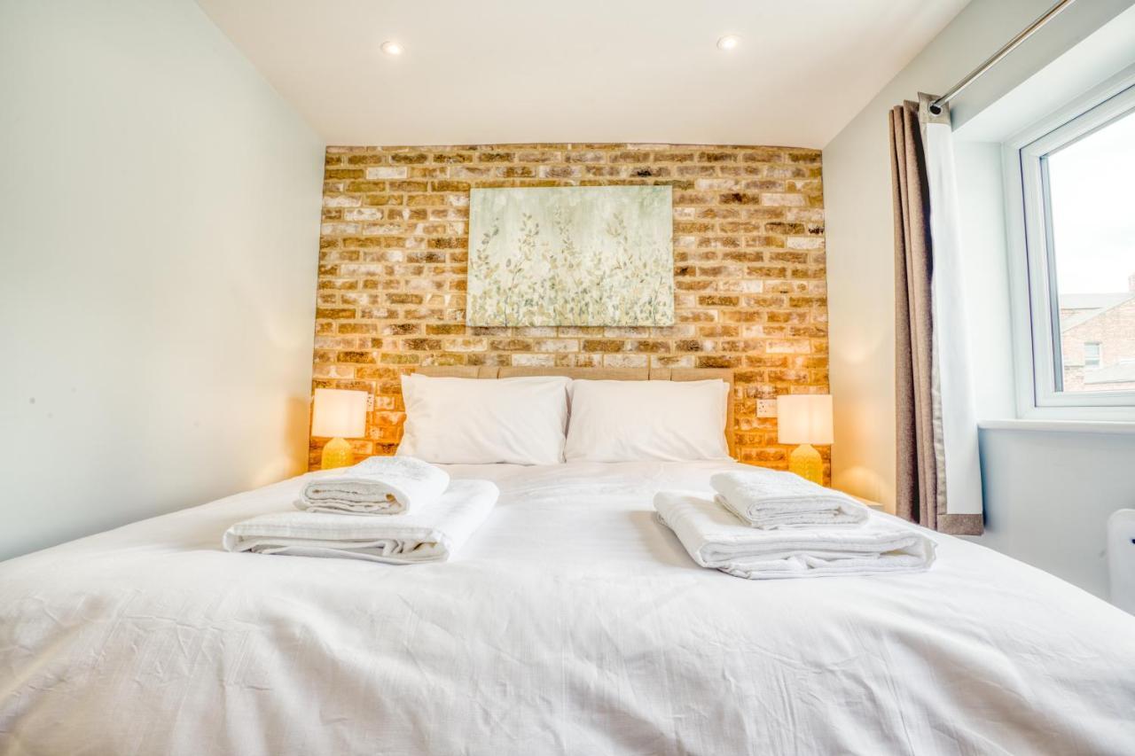 2- 2 Bed Aparthotel Lincoln