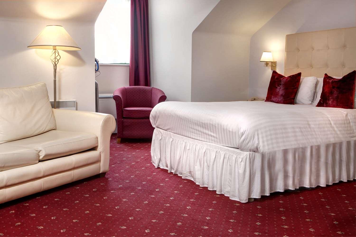 Western Bentley Hotel, Leisure Club & Hotel Lincoln