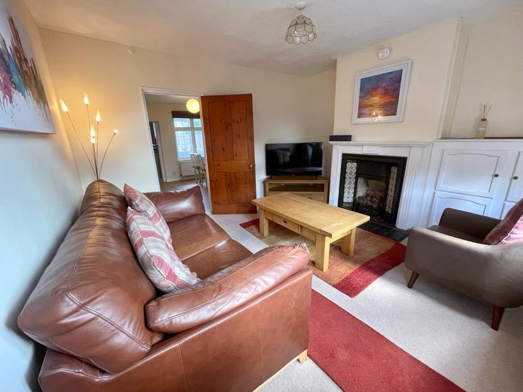 Cosy Cottage, Cathedral Views, Historic Quarter Holiday home