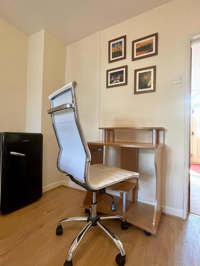Holiday home Cosy Cottage, Cathedral Views, Historic Quarter *