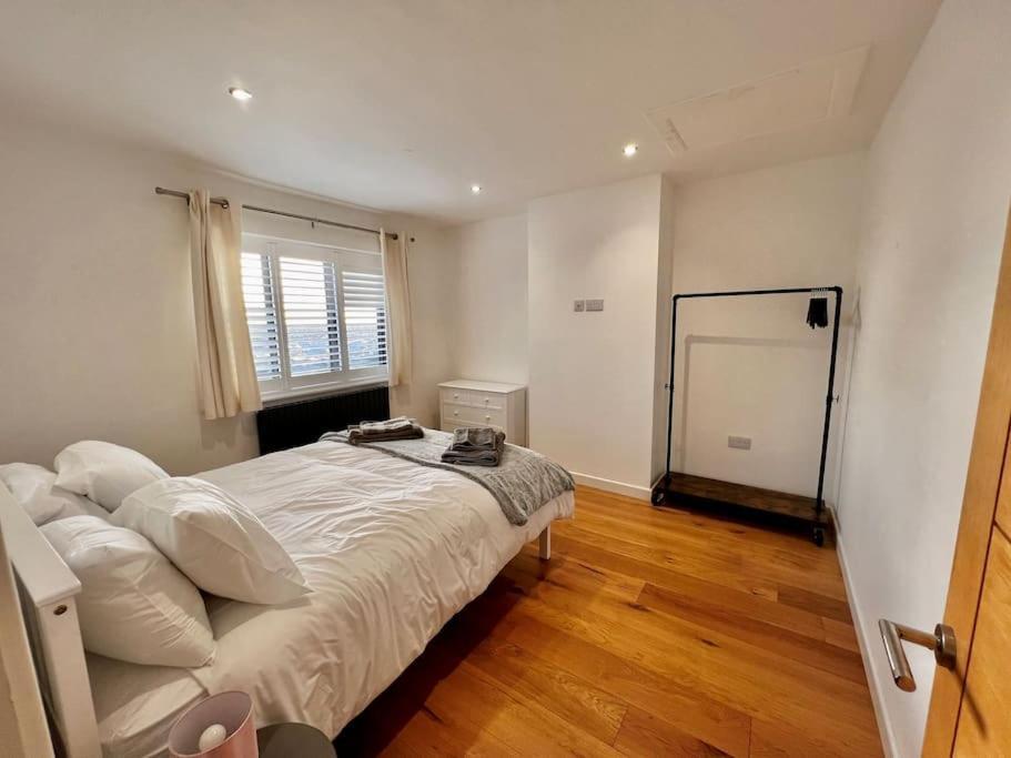 Stylish 3 Bed House With Castle Views Holiday home *