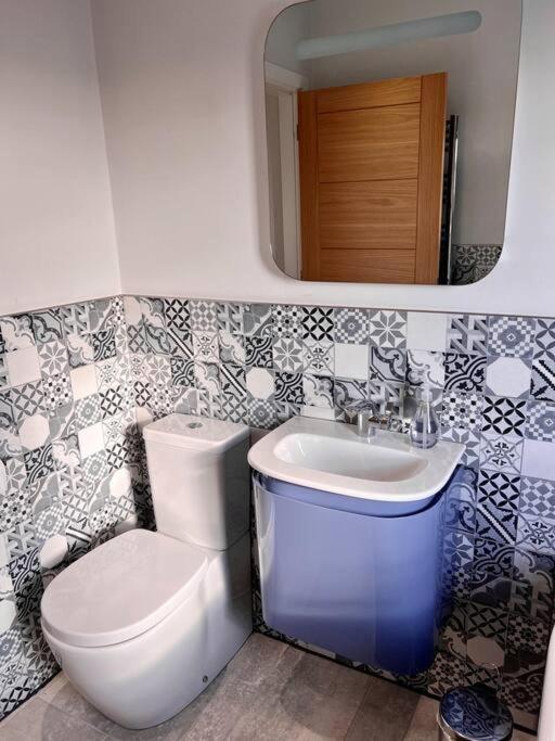 Stylish 3 Bed House With Castle Views Holiday home