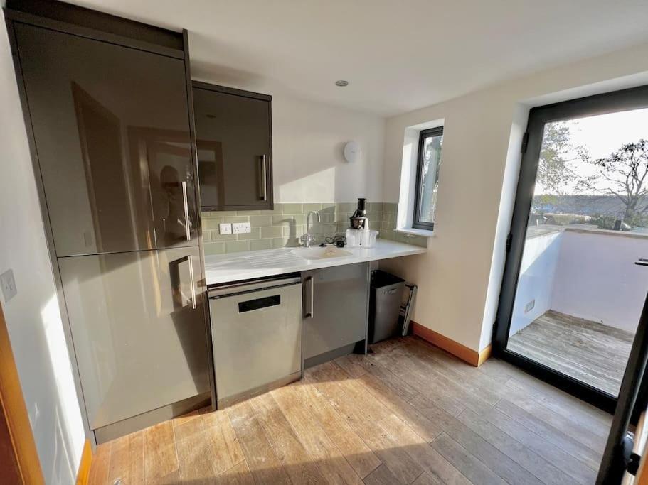 Holiday home Stylish 3 Bed House With Castle Views *