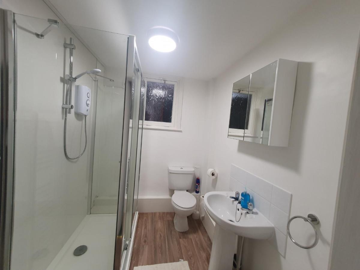 Apartment Flat *