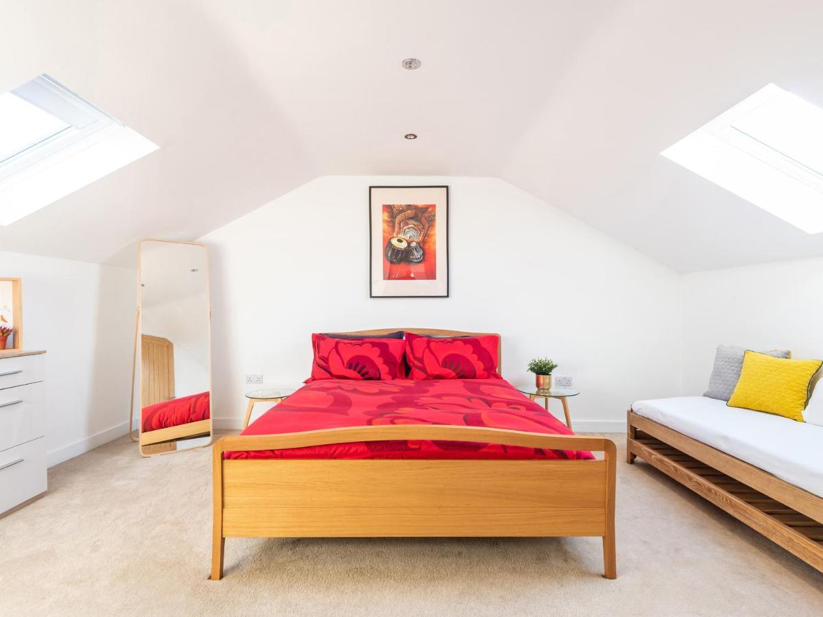 Hayloft * Lincoln