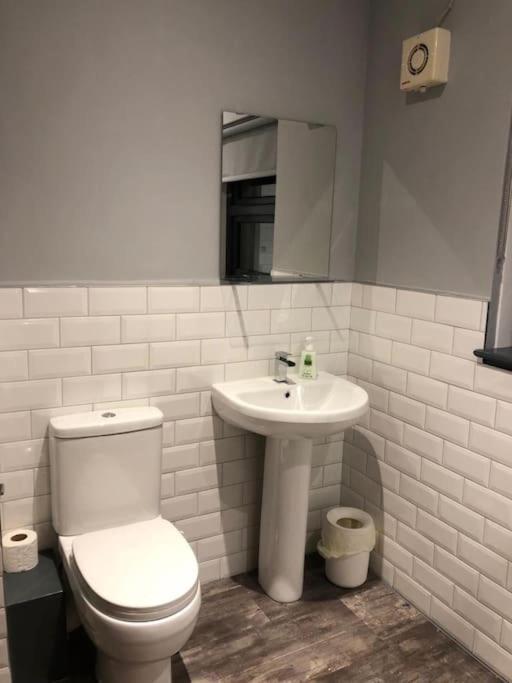 The Imp's Pad - Off Steep Hill - Private Parking Holiday home