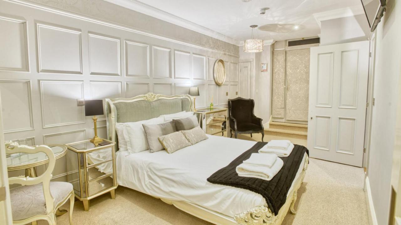 The Rest Hotel 4*