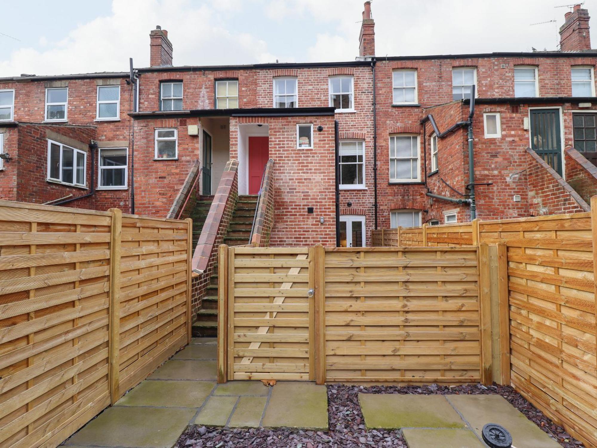 17 Union Road Basement * Lincoln