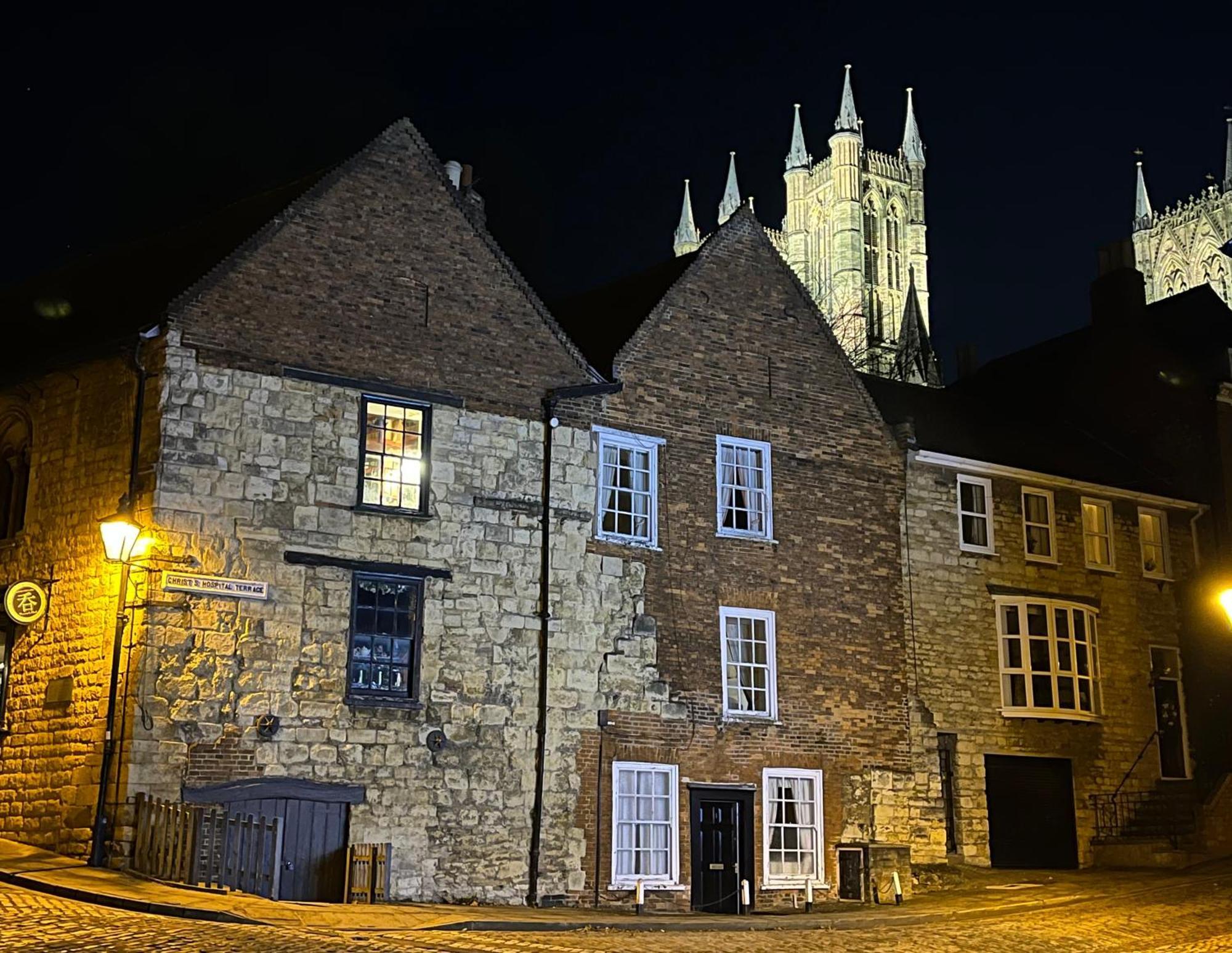 5 Union Road *