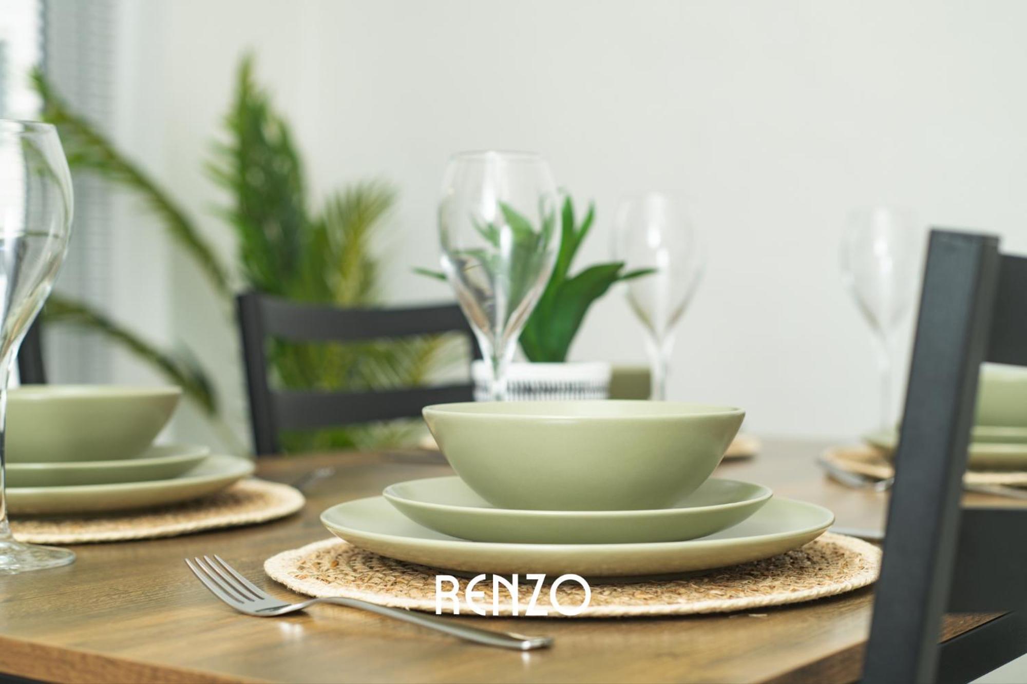 Cosy And Inviting 2-bed Townhouse In By Renzo, Free Wi-fi, Ideal For Contractors Apartamento *