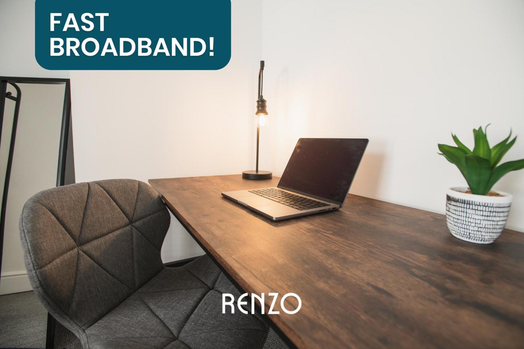 Cosy And Inviting 2-bed Townhouse In By Renzo, Free Wi-fi, Ideal For Contractors Apartamento Lincoln