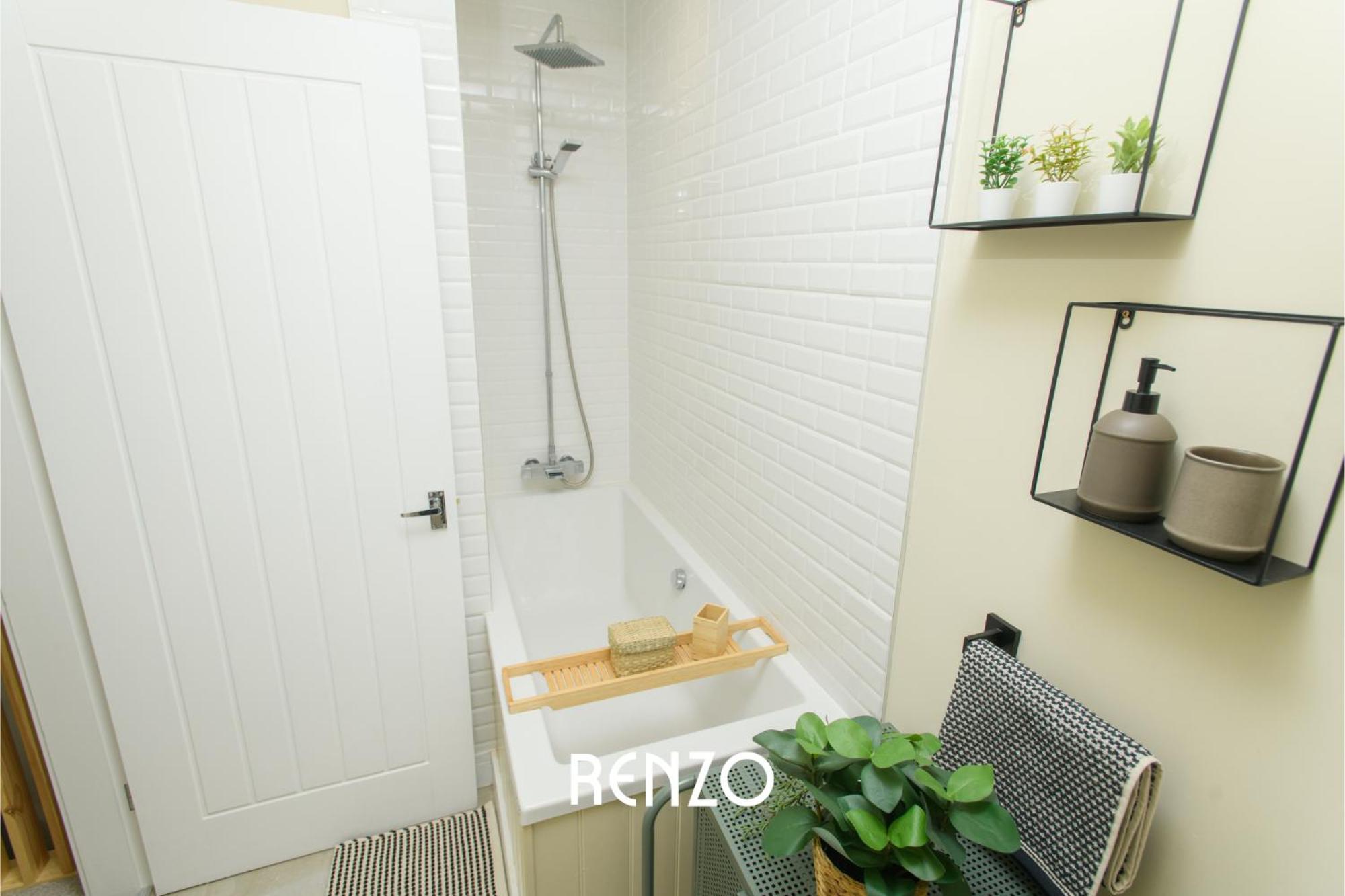 Inviting 2 Bedroom In By Renzo, Close To Cathedral! Holiday home