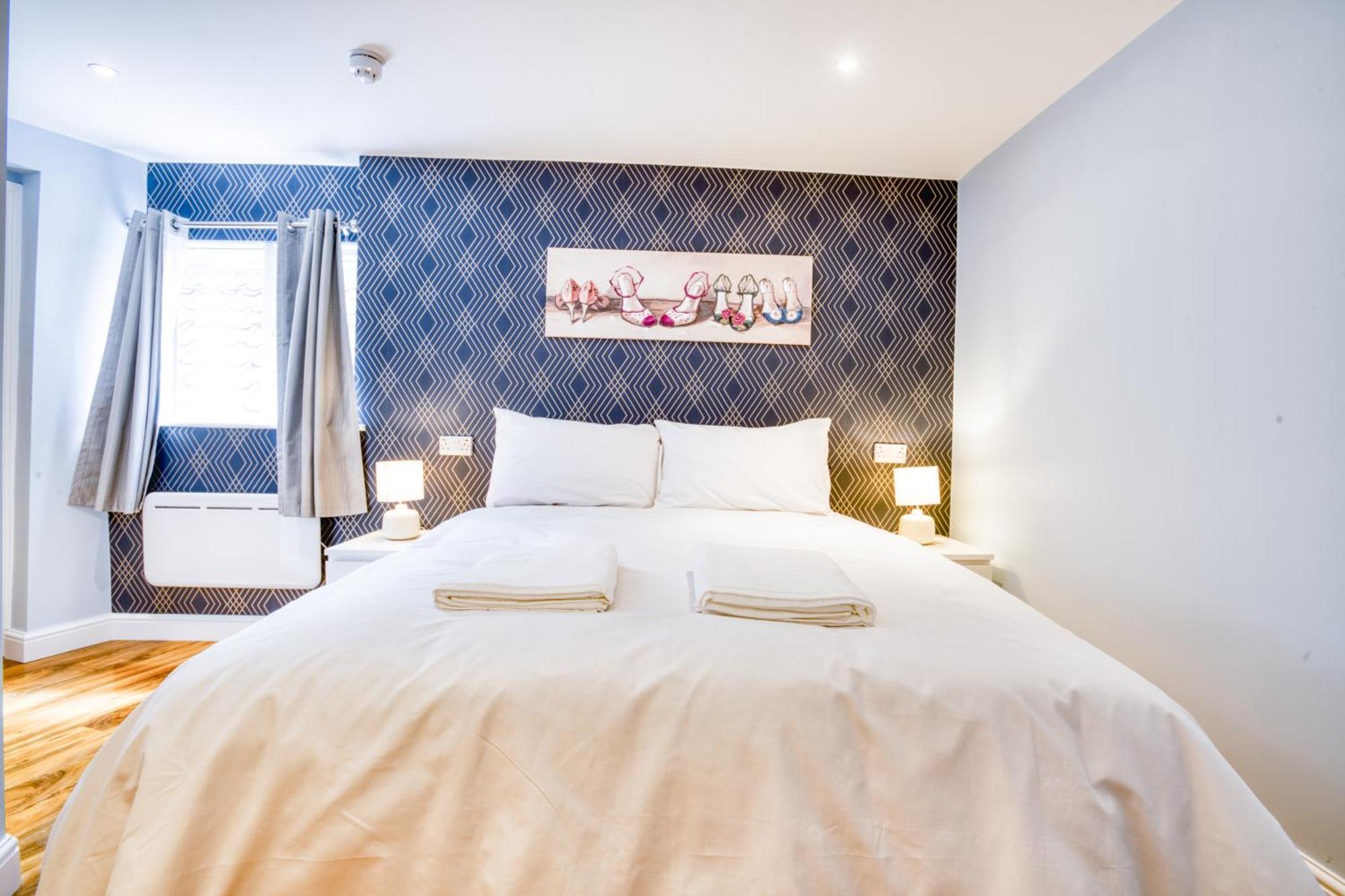 2- 2 Bed *