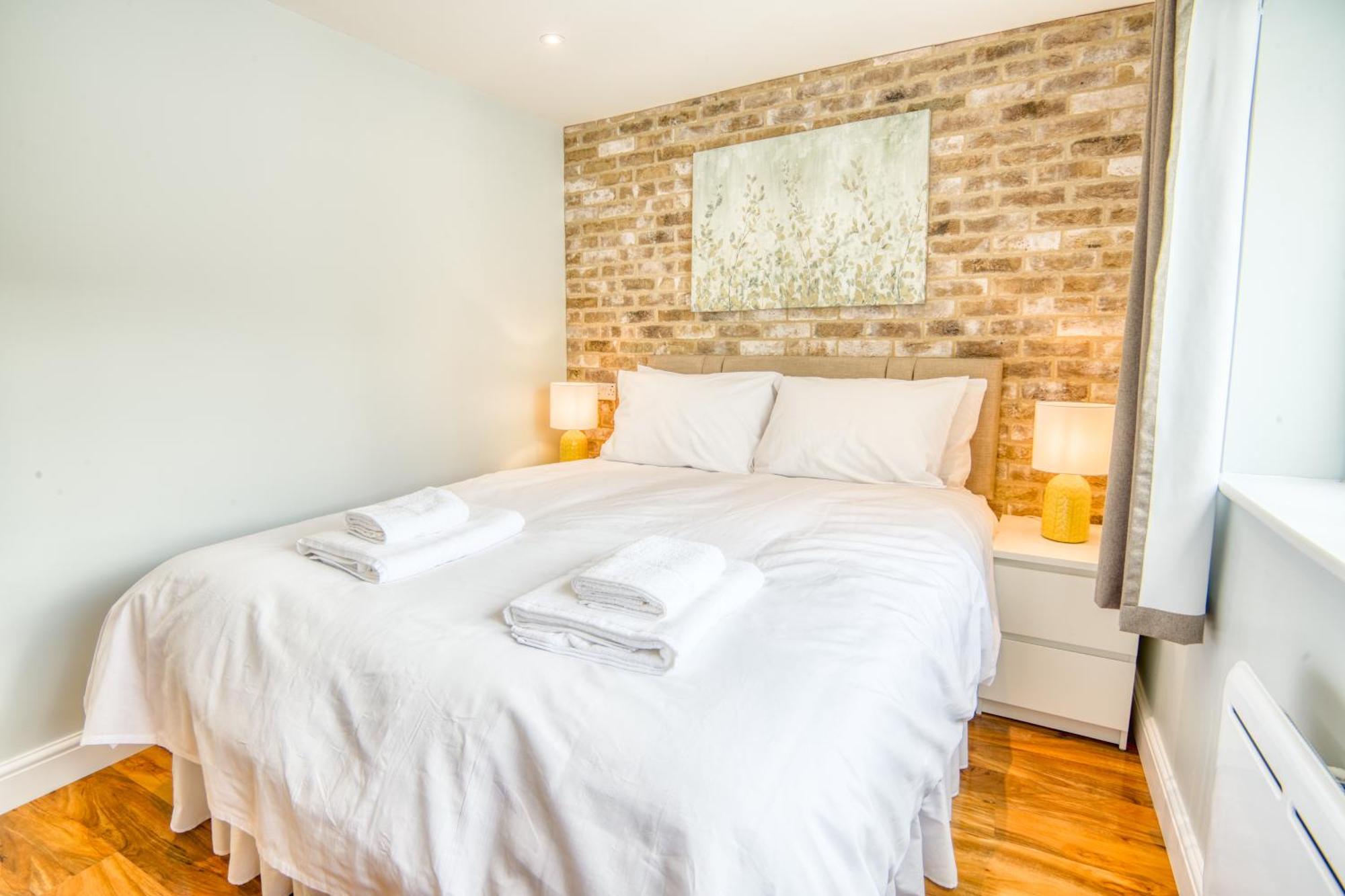 2- 2 Bed Aparthotel Lincoln