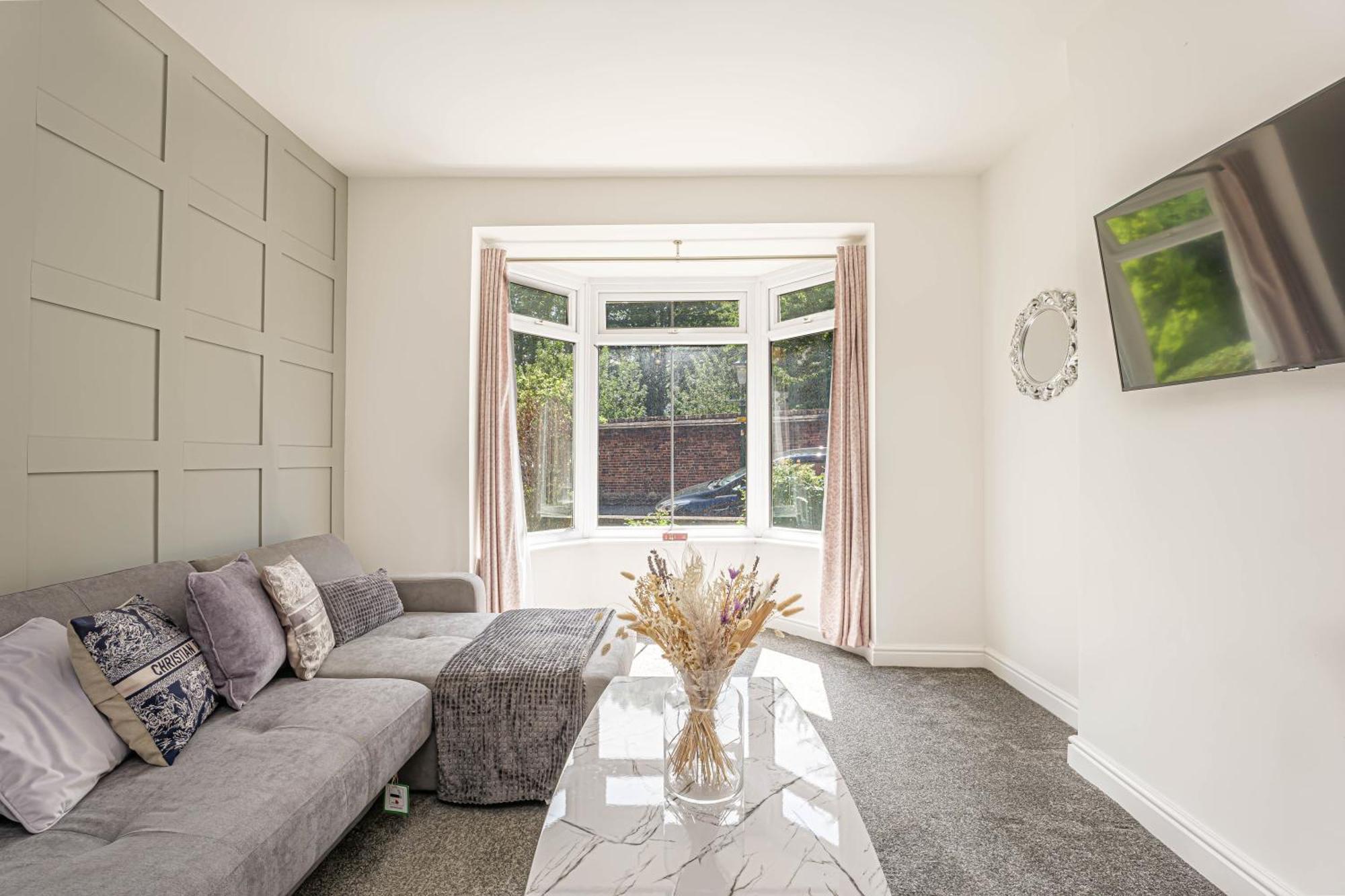 Casa de férias Charming 3-bedroom In Historic Ideal For Families