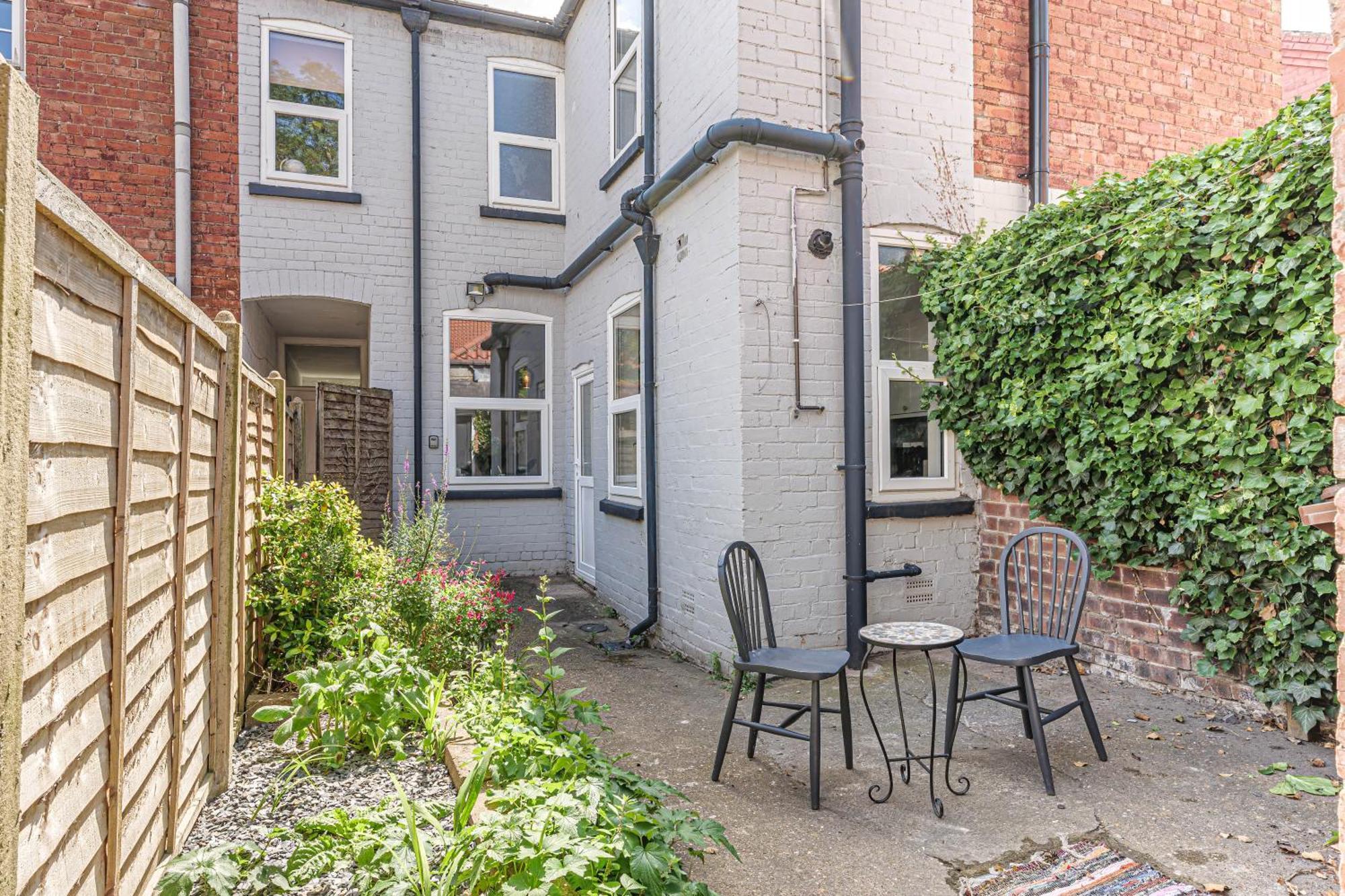 Charming 3-bedroom In Historic Ideal For Families Casa de férias Lincoln