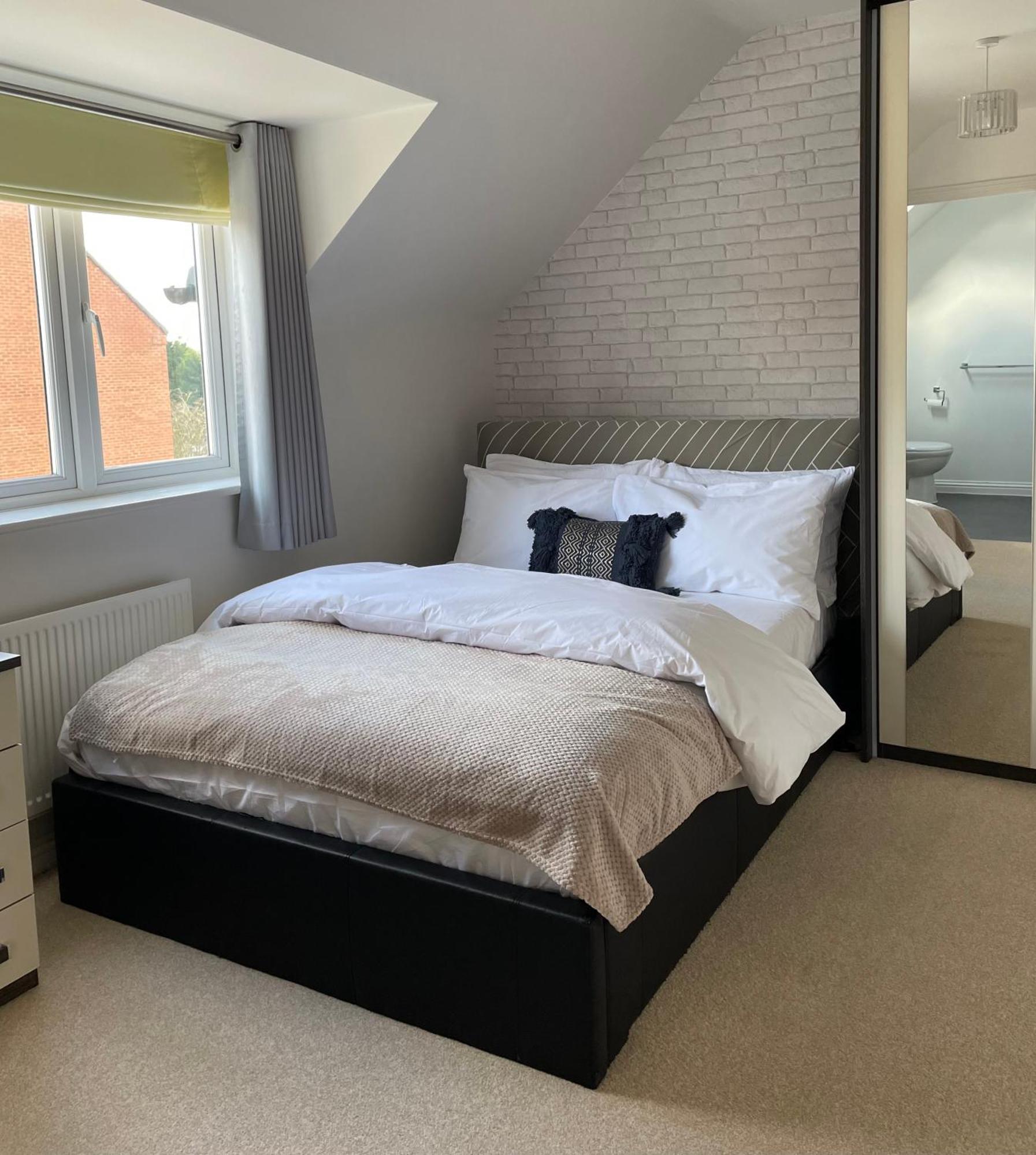 Holcott's Coach-house Holiday home *