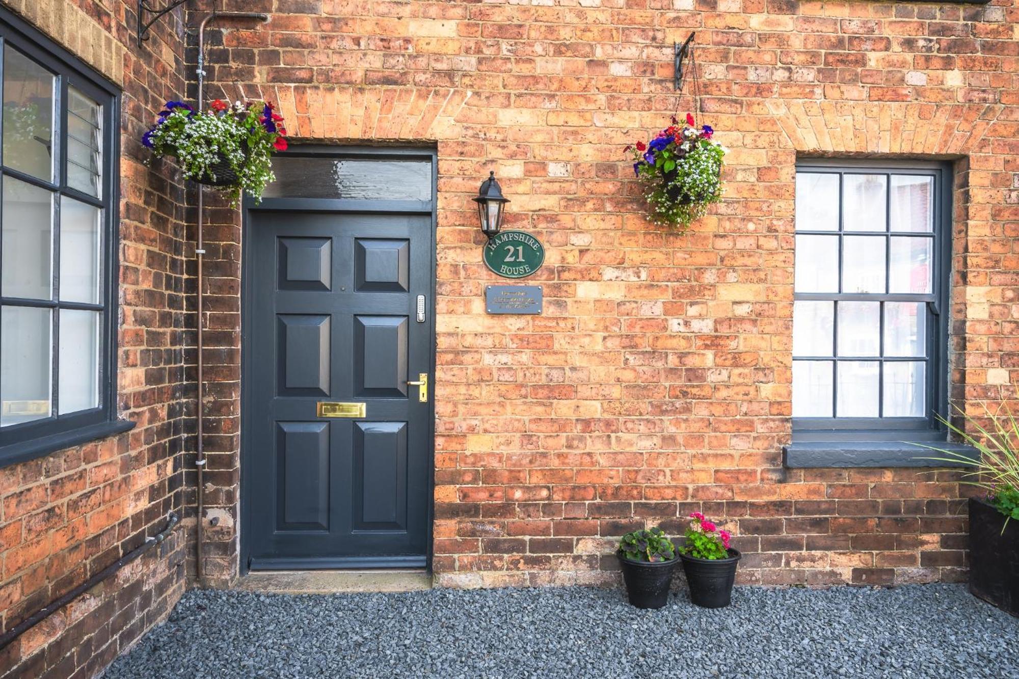 Hampshire Charming House Lincoln