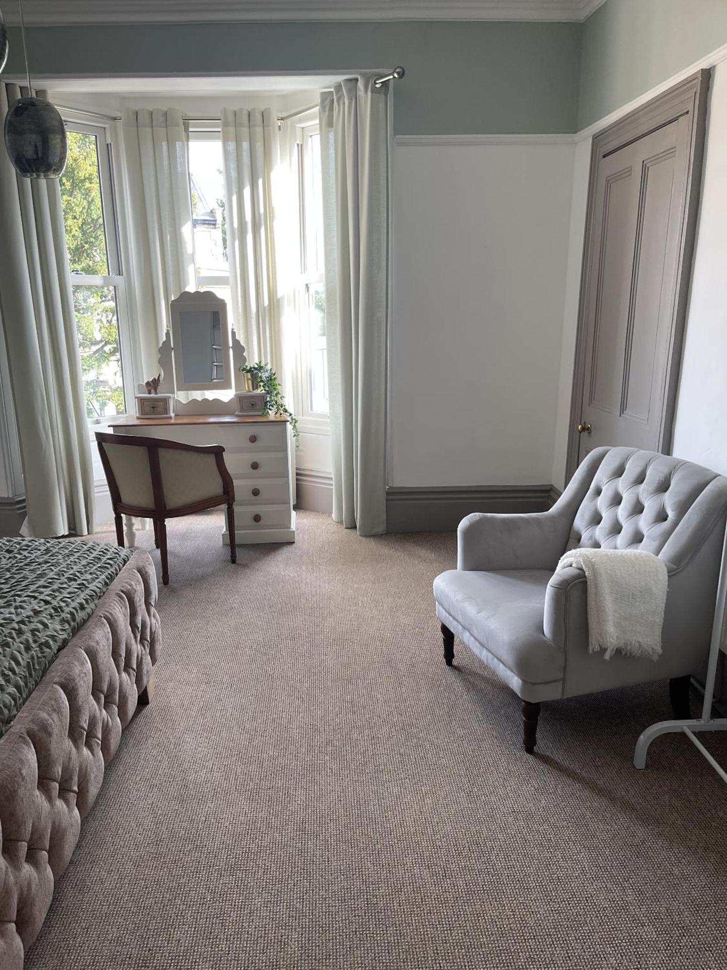 Castle Mount Apartment *