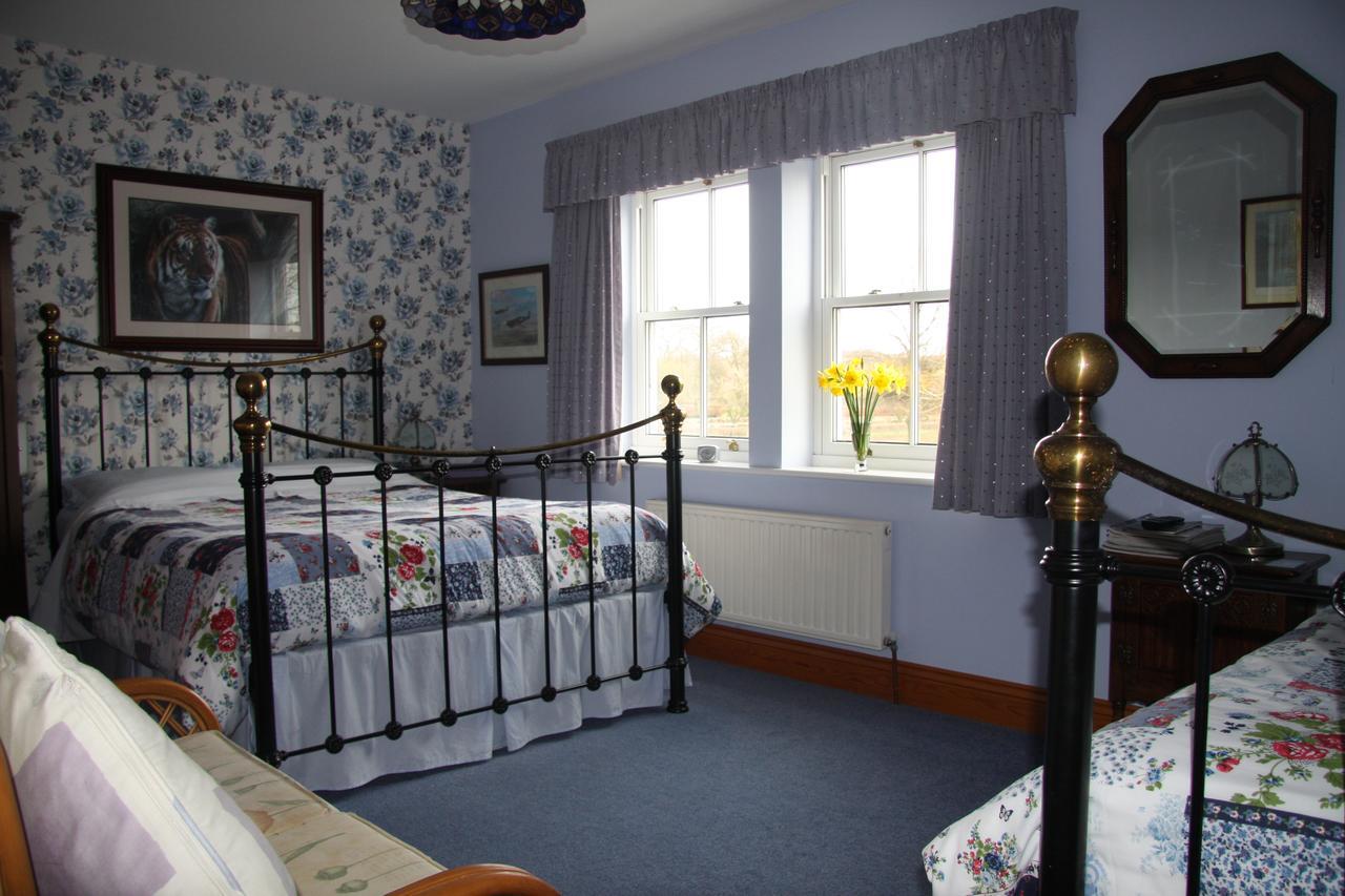 Field View Bed & Breakfast