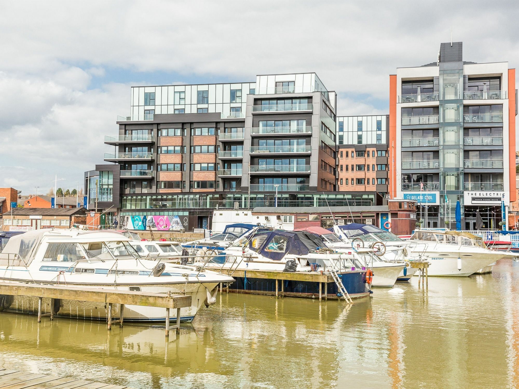 102 One The Brayford Apartamento