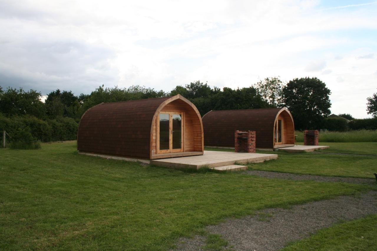 Glamping At Spire View Meadow